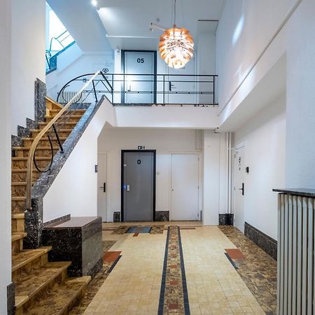 Nomad Apartments - Henin シャルルロワ エクステリア 写真