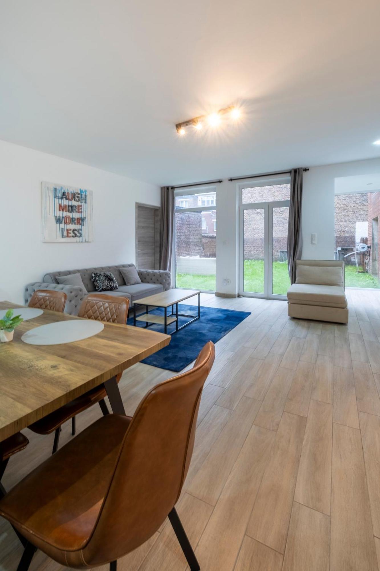 Nomad Apartments - Henin シャルルロワ 部屋 写真